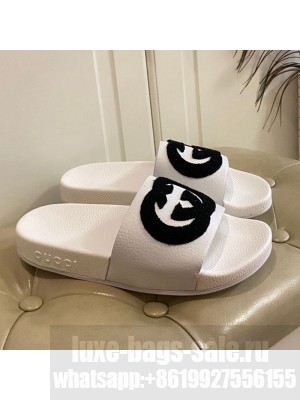 Gucci Wool GG Flat Slide Sandals in Grained Calfskin White 2021 (For Women and Men) Collection