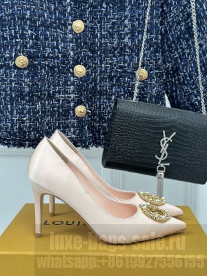 Louis Vuitton LV Initials accessory Satin Pump Nude
