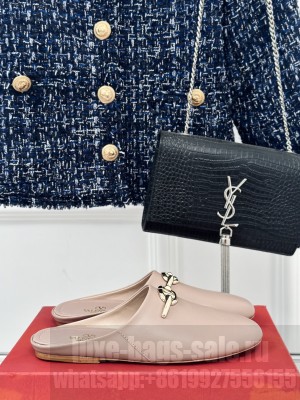 Valentino Garavani VLogo mule in calfskin Beige