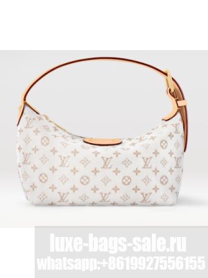 Louis Vuitton Hills Pochette M12433