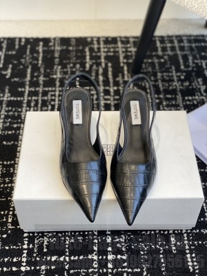 TOTEME Classic croco-embossed slingbacks black