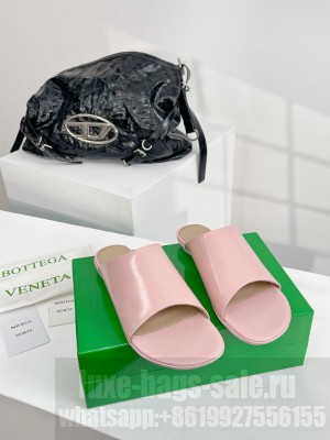 Bottega Veneta Atomic Lambskin Mule Pink