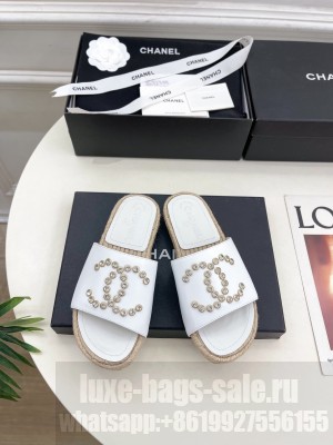 Chanel Leather CC Rhinestone Logo Espadrilles Slide Mules White 2025