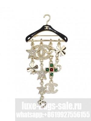 Chanel Women's Brooch AB9842 Golden