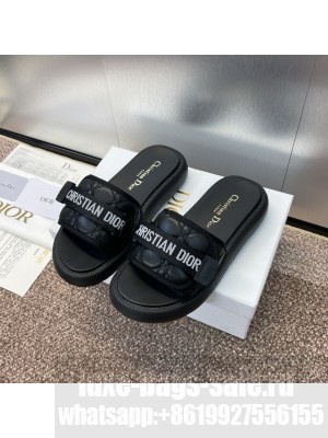 Dioriviera Dio(r)evolution Slide Deep Black/Whigte Quilted Cannage Leather-Effect Fabric