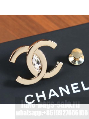 Chanel Women's Brooch AB1142