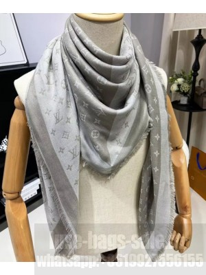 Louis Vuitton Women's Duogram Shawl