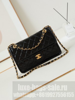 CHANEL FLAP BAG Lambskin AS4686 black