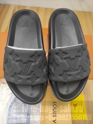 Louis Vuitton Unisex Sunbath Monogram Rubber Flat Slide Sandals Black 2022 Collection