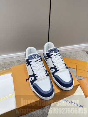 Louis Vuitton Unisex LV Trainer Sneakers 2023 028