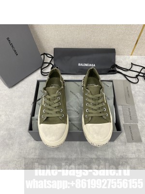 Balenciaga Man's Paris Destroyed low-top Sneakers 2023 03