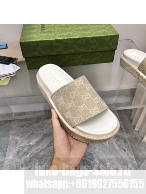 Gucci Women's Beige Denim platform slide sandal 2022 Collection 