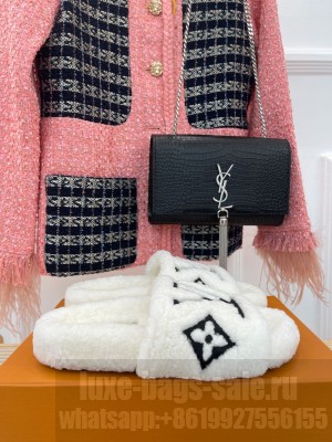 Louis Vuitton Shearling Flat Slide Sandals 2023 011