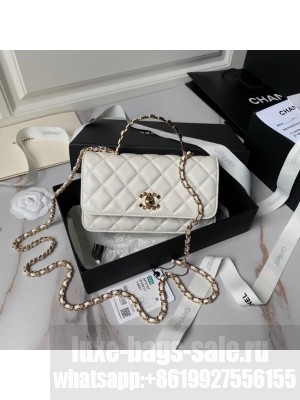 CHANEL CLUTCH WITH CHAIN AP3797 white