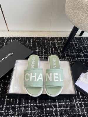 Chanel CC Logo Fabric Slide Mule 2024 013