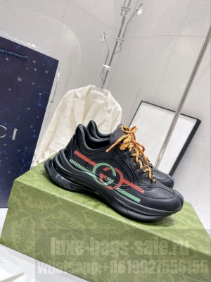 Gucci Unisex Run Sneaker 06