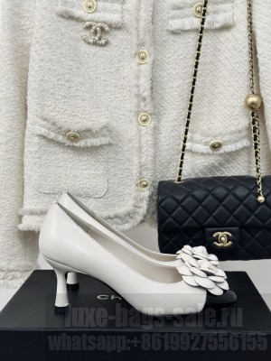 Chanel Ballerina Camellia 7cm Pumps White