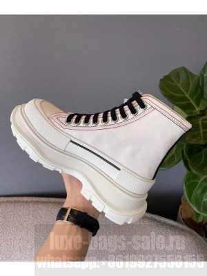 Alexander McQueen                                                                                        Tread Slick Lace up boot sneaker