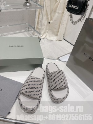 Balenciaga Unisex Logo Platform Slide Sandals 5cm 2023 02