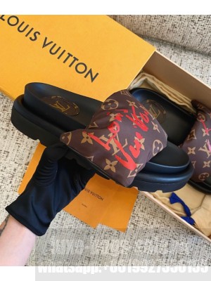 Louis Vuitton Unisex 1A98GU Pool pillow comfort mule