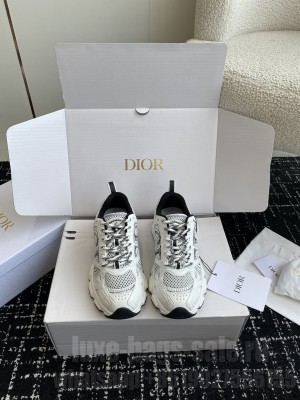 Dior Chrono Sneaker 2024 012