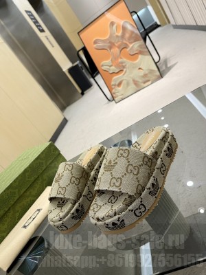 Gucci×Adidas Women's Brown Canvas platform slide sandal 2022 Collection 