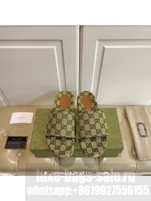 GUCCI Women's platform slide sandal 623212 Yellow canvas 2021 Collection