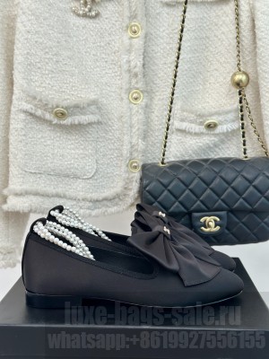 Chanel Velvet with Maxi Bow and Pearls Flat Black