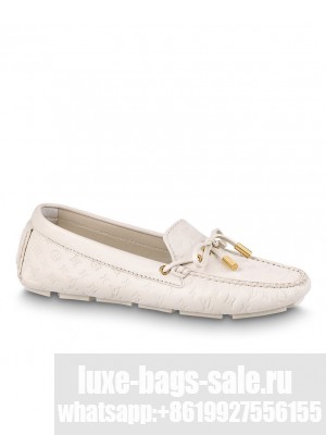 Louis Vuitton Women's Gloria Flat Loafer Cream