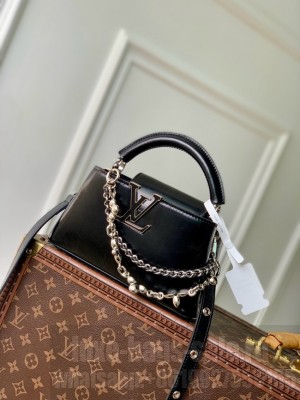 Louis Vuitton Capucines East-West Mini M25473 black
