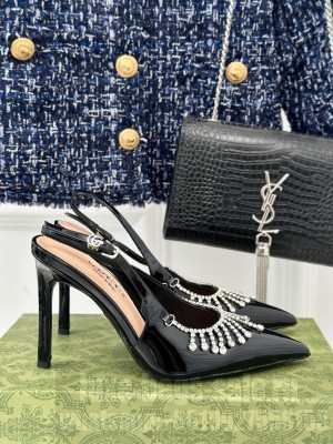 Gucci Women's Black Patent Leather 12cm Rhinestone Chain Pumps 