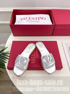 Valentino Garavani VLogo cut-out slide sandal 011 2025