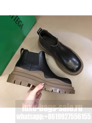 Bottega Veneta Unisex Tire Boots Fall/Winter 2021 Collection, Black/Brown