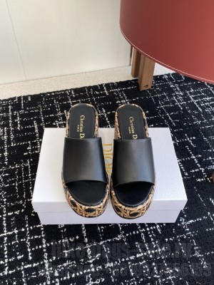 Dior L'Amazone Wedge Slide Calfskin and Natural Graphic Cannage Raffia black