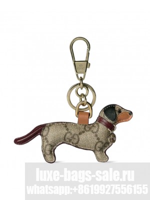Gucci Puppy-shaped keychain 821812