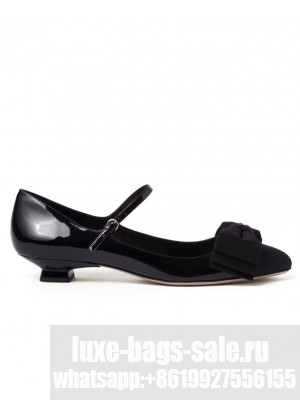 Miumiu Women's Patent Leather And Grosgrain Pumps Black