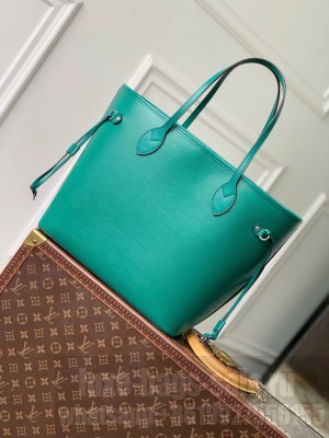 Louis Vuitton Neverfull MM M12195 Borneo Green