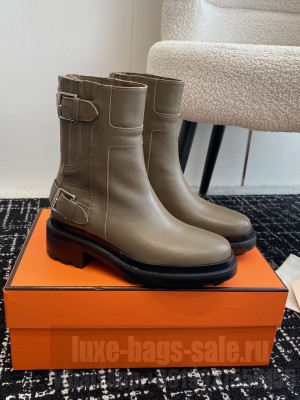 Hermes 45mm ankle boot in calfskin Olive