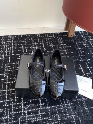 Chanel Patent Leather Mary Janes Ballet Flats Black 2025 G46379 