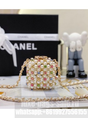 Chanel 24A CLUTCH WITH CHAIN AS3769 white