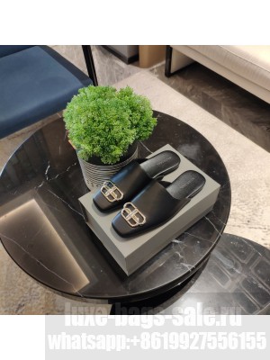Balenciaga Cosy BB Mule 04