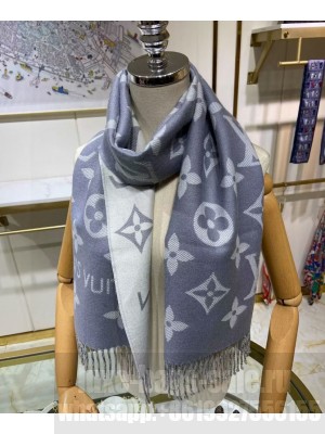 Louis Vuitton Women s LV Essential Scarf Gray