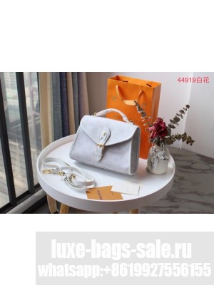 Louis Vuitton Original M44919 white