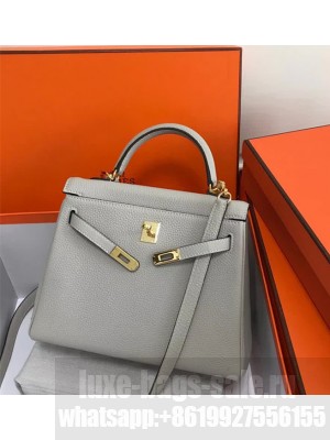 Hermes Kelly 25 Bag in Calf Leather with Gold Hardware Grey Pearl