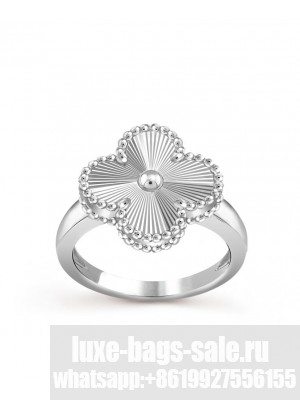 Van Cleef & Arpels Women's Vintage Alhambra Ring Silver
