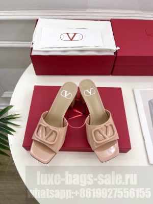 VALENTINO VLOGO SIGNATURE PATENT LEATHER SLIDE SANDAL 60MM 013 2025