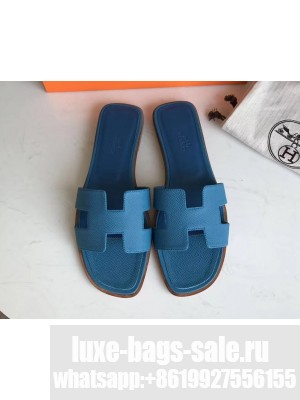 Hermes Oran Flat slippers in epsom leather indigo with brown piping