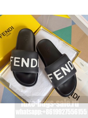 Fendi Unisex Roma Calfskin Flat Slide Sandals 2024 08