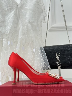 Roger Vivier Crystal buckle in Satin 8.5cm Pump Red