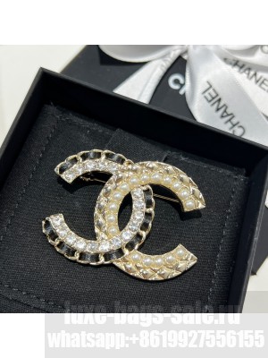 Chanel Women's Brooch AB1102